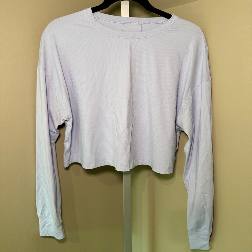 Lululemon Muscle Love Boxy Long Sleeve Crop Top Light‎ Purple Lavender Womens 6